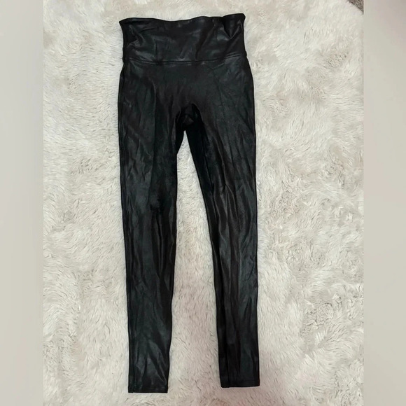 SPANX Faux Leather Leggings size small petite - Picture 1 of 8